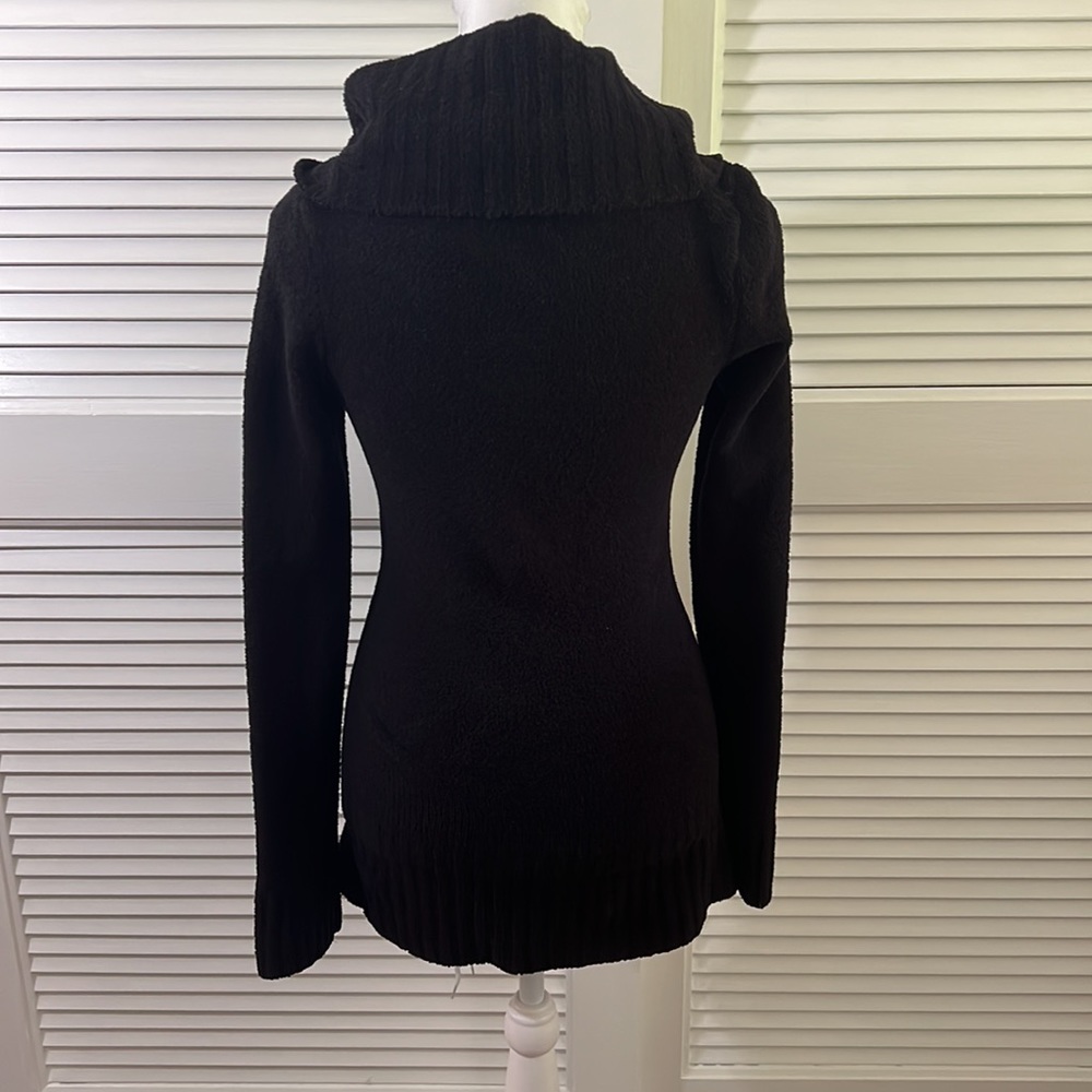 Sweater - Picture 2 of 3